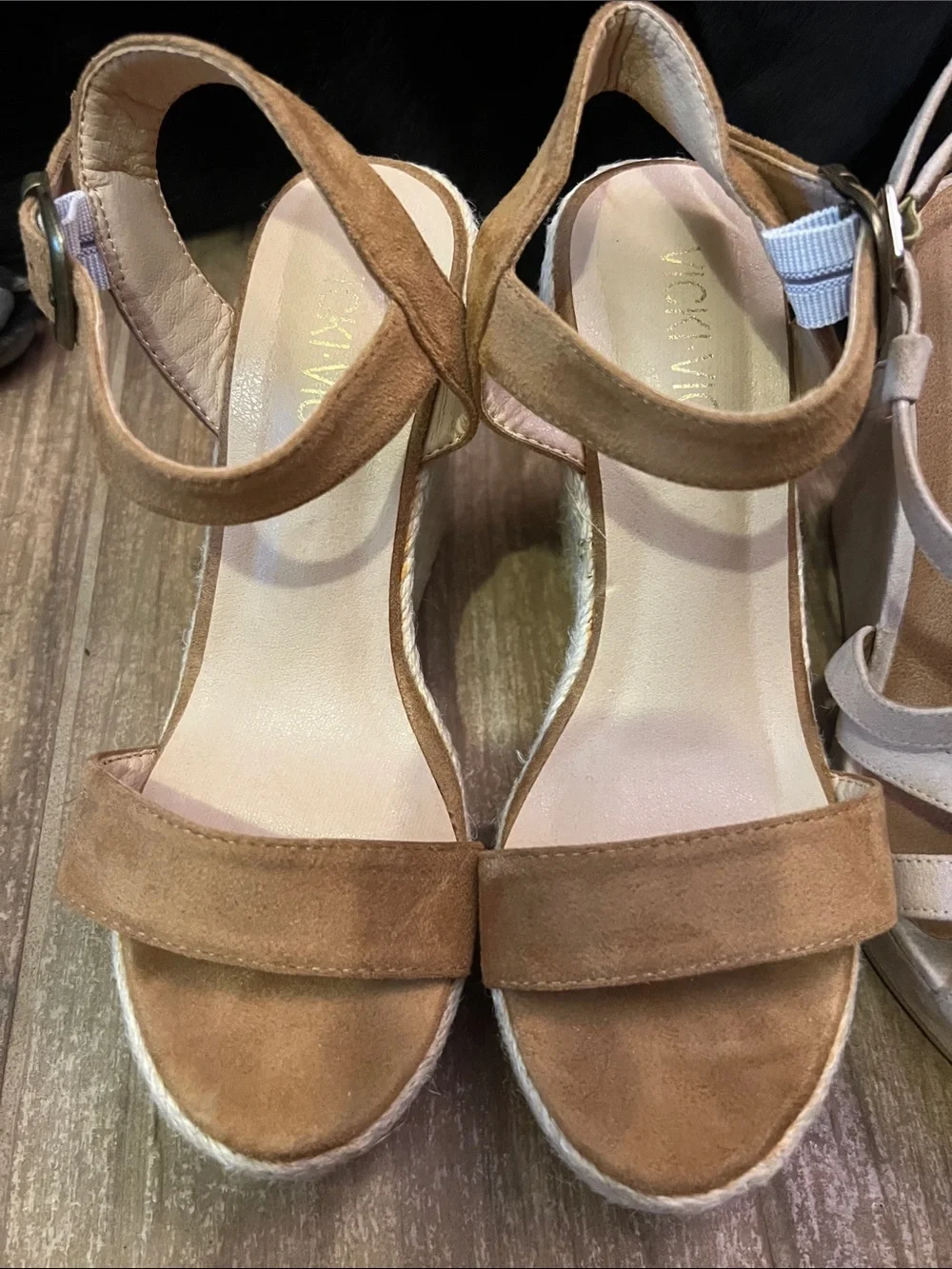 Lot of 2 pairs 7.5 women’s wedges brown nude Vicki-Vicki BP